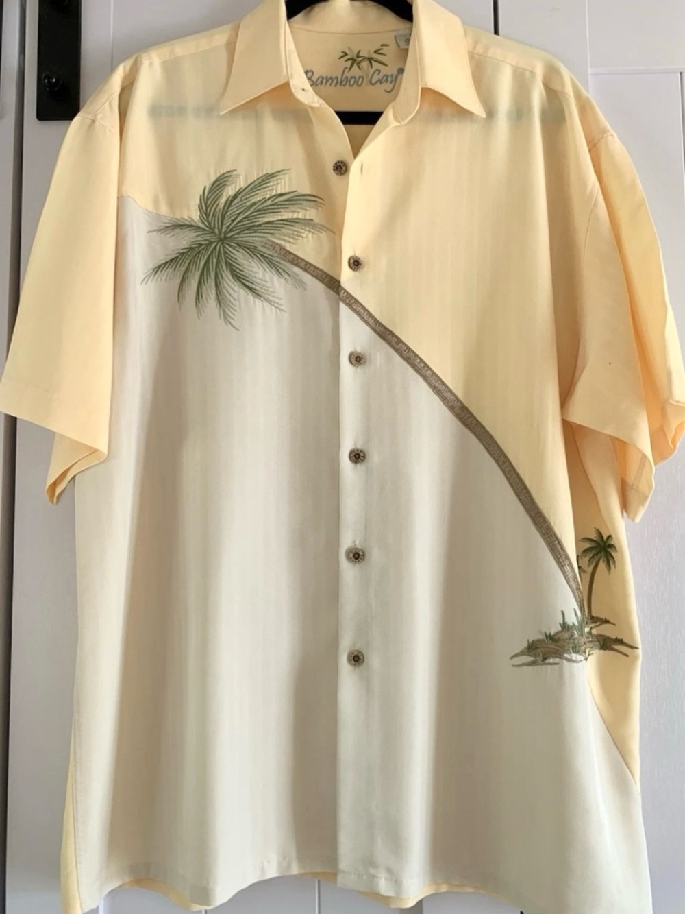 Bamboo Cay Men’s 2XL Hawaiian Shirt Yellow Palm Tree Camp Resort Button Up